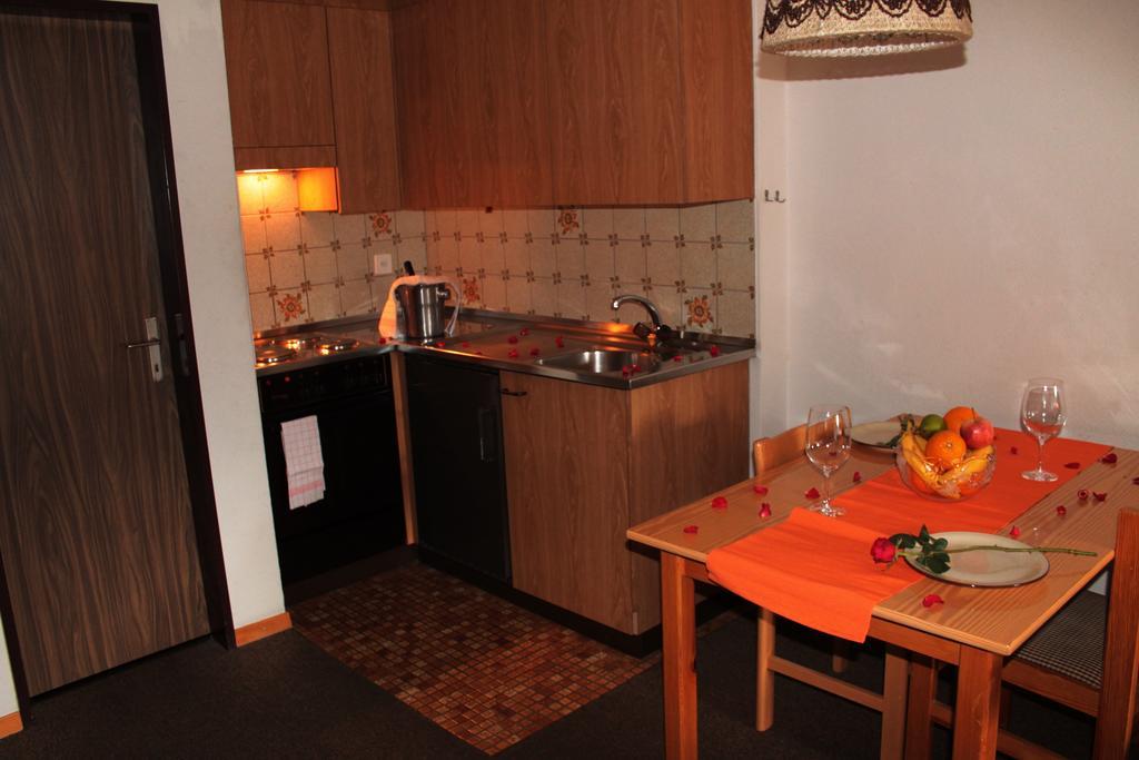 Appartements Monte Rosa Täsch Exterior foto